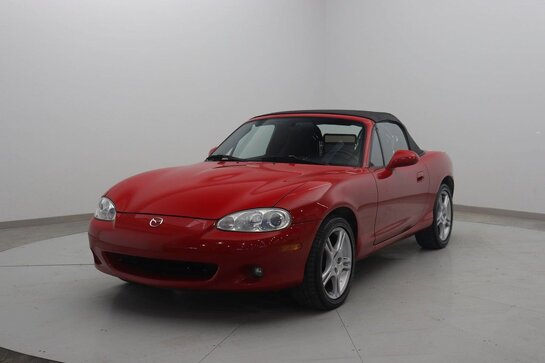 Mazda MX-5 Miata 2004 2004 Rouge